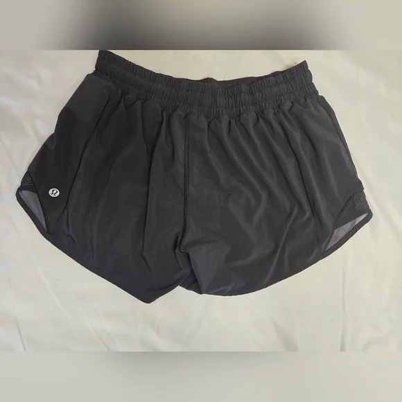 🖤 Lululemon Hotty Hot High-Rise Lined Shorts | Black | Med - Picture 6 of 9